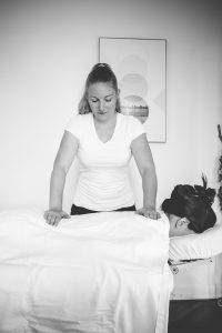 Massage relaxant à domicile Le Muy - SoMum bien-être